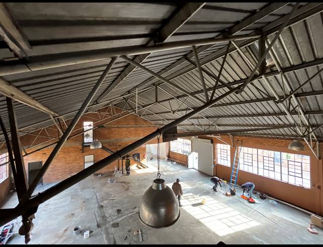 619M² WAREHOUSE TO LET IN EASTLEIGH